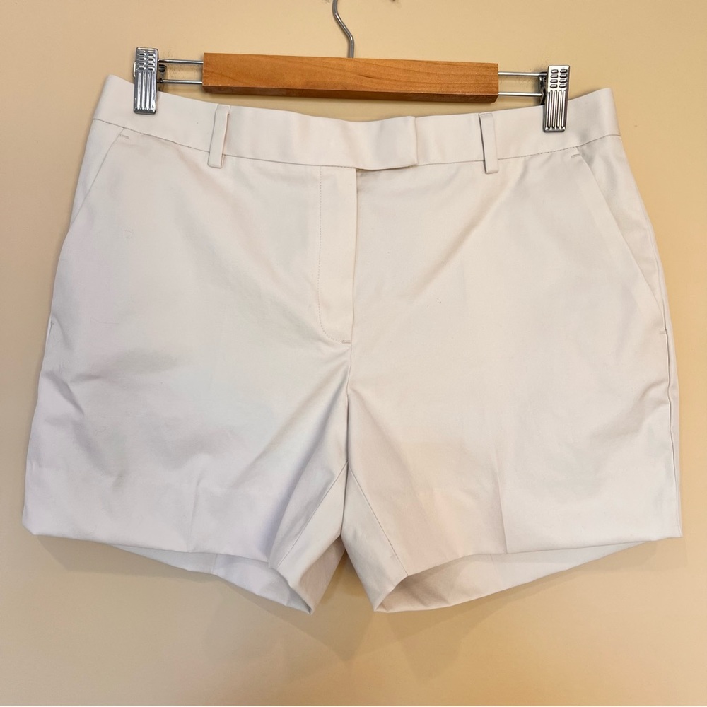 Brooks Brothers 100% Cotton Cream Colored Khaki Shorts